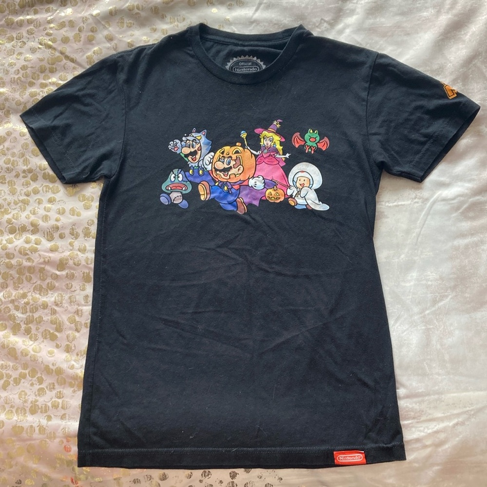 Nintendo Halloween Mario Top